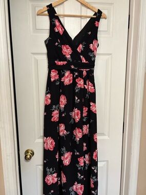 Floral V-Neck Black Dress with Pink Rose Print